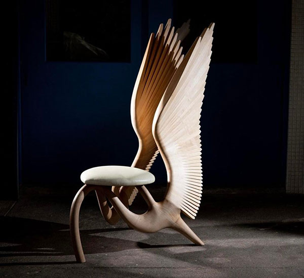 0222-fri-5-3-swan-550