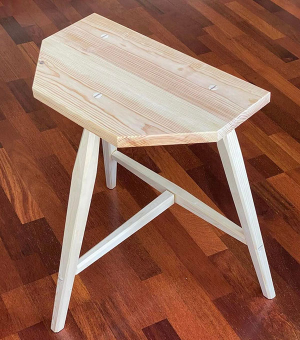 1022-fri-5-stool-680-4