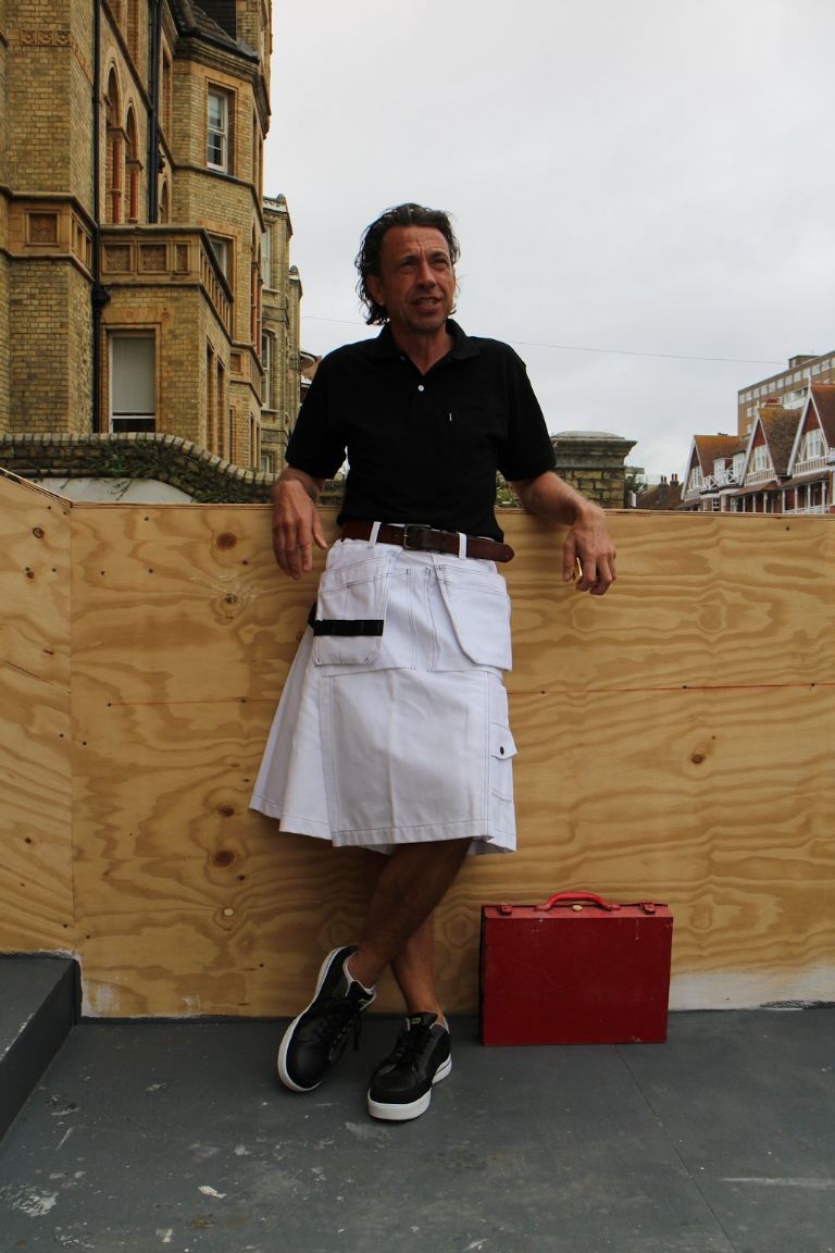 The Editor wearing his Blaklader craftsman kilt and polo shirt