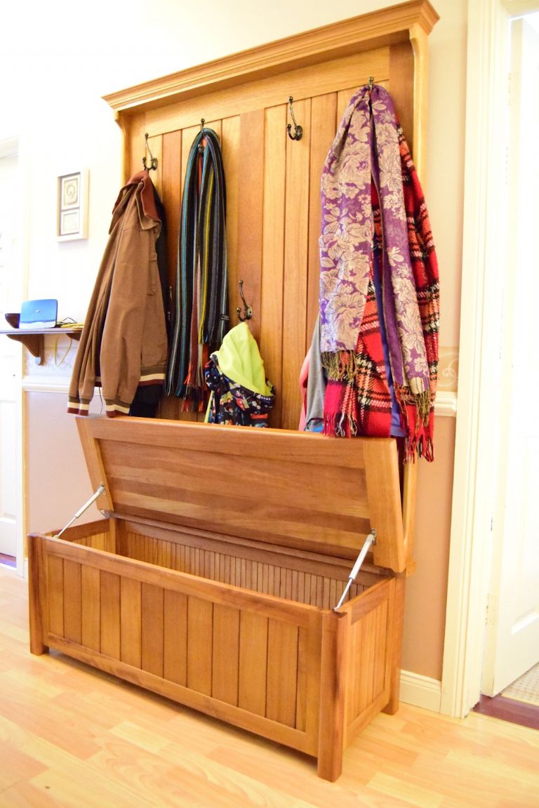 The completed hall unit, complete with coats and bags…