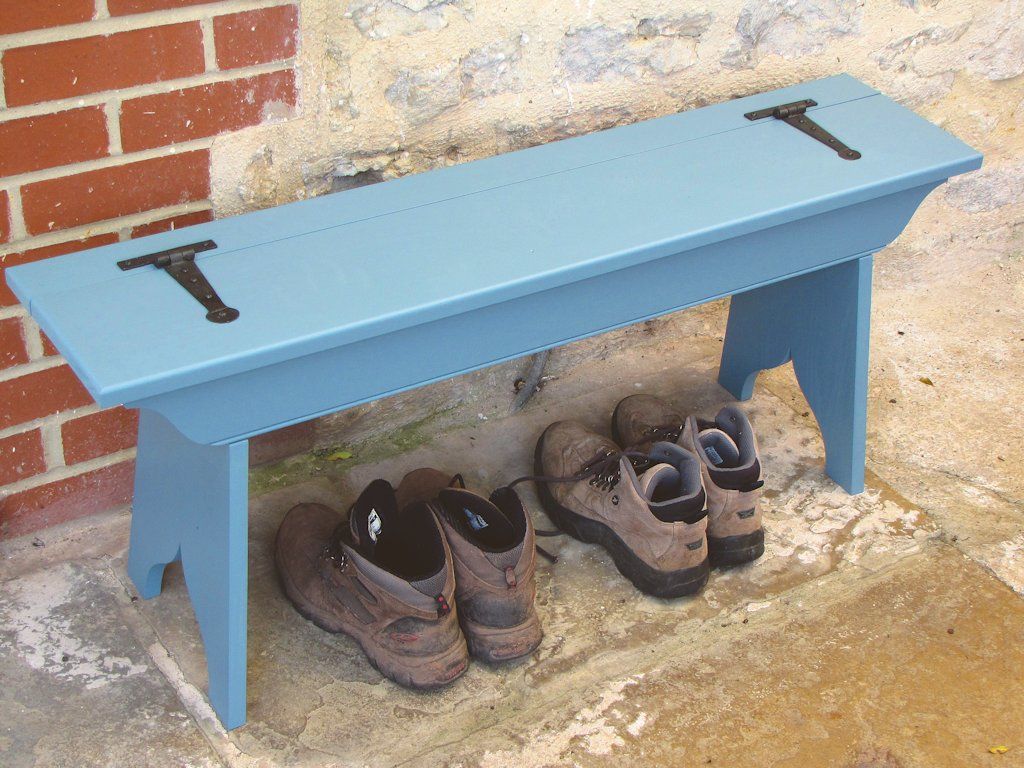 Phil Davy makes a Shaker-style bench for indoors or out, with handy storage for boots