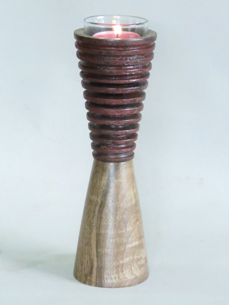 Colin Simpson’s elegant Moiré effect tea light holder