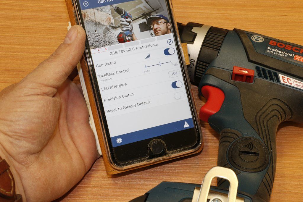 Once the Bosch Professional GSB 18 V-60 combi drill is connected to the app there is a range of user-defined controls available