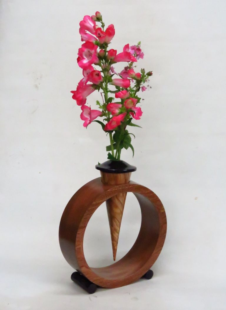 Colin Simpson’s ring vase