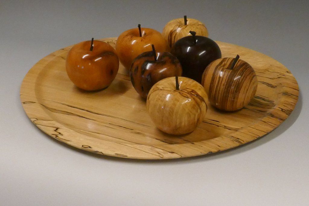 Les Thorne’s turned platter with spalted apples