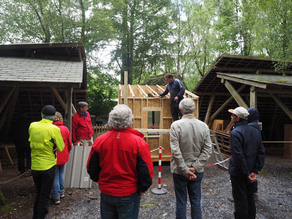 Carwyn Lloyd Jones, carpentry tutor at the Centre for Alternative Technology, teaching a ‘Build a Tiny House’ course