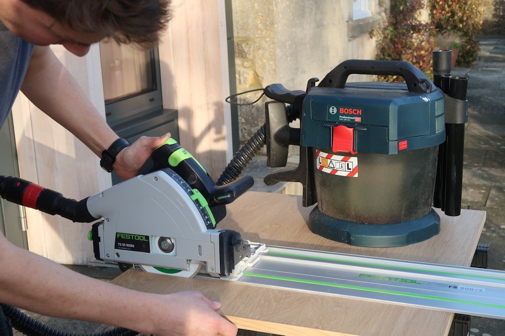 The power tool adaptor on the Bosch GAS 18V-10 L Professional cordless wet & dry vacuum is easily compatible with other brand power tools