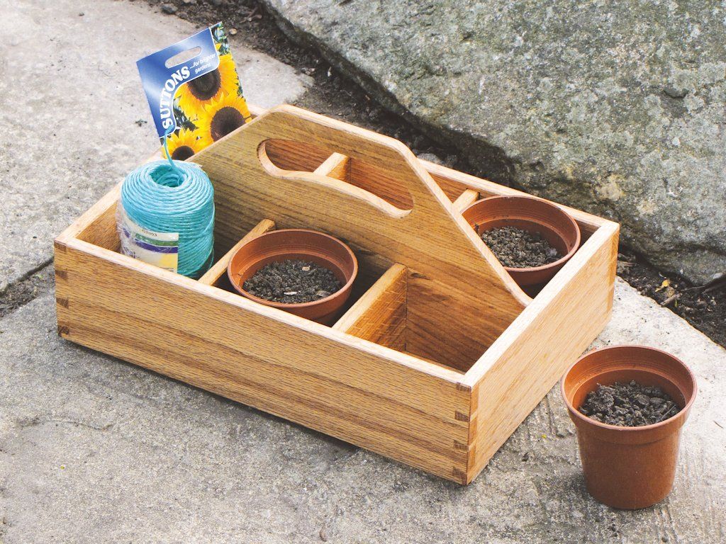 Phil Davy makes a handy garden tray from recycled oak