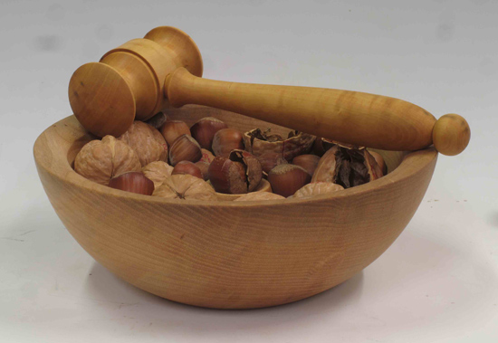 nut bowl and hammer_les thorne